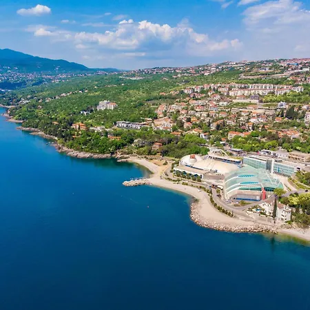 Kantrida-2 By Interhome