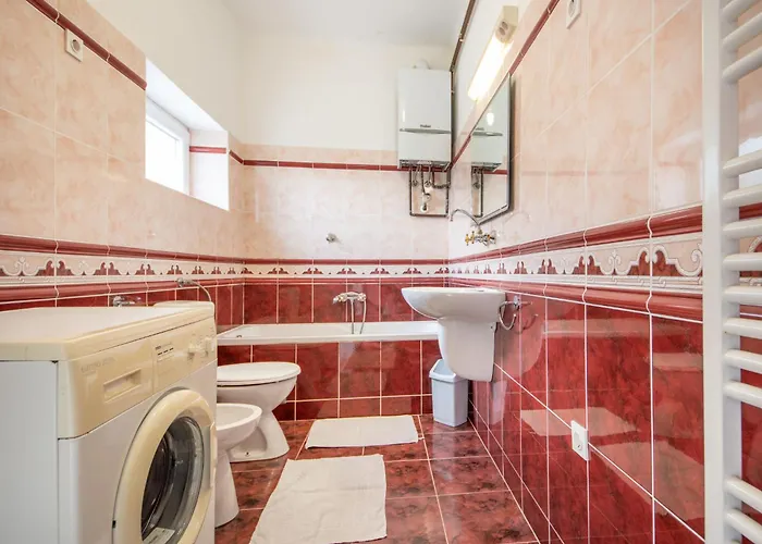 Kantrida-2 By Interhome